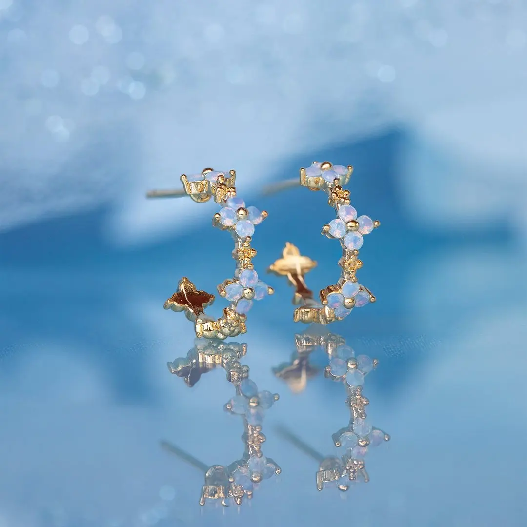

Blue Blossom Stud Earrings Copper-Plated 18k Real Gold Inlaid Pickaxe Diamond Flower Earrings Gifts For Girls Women