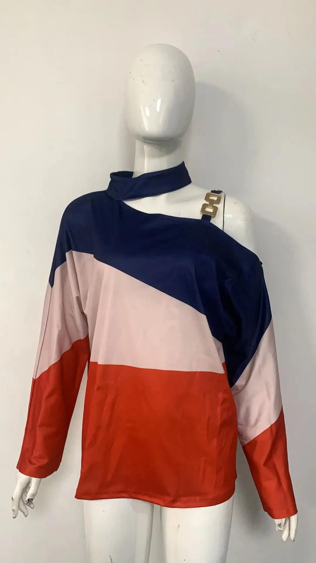Autumn And Winter 2022 Long Sleeve Chain Neck Striped Print Button Decorative Top Women Off The Shoulder Pullover Blouse Femme