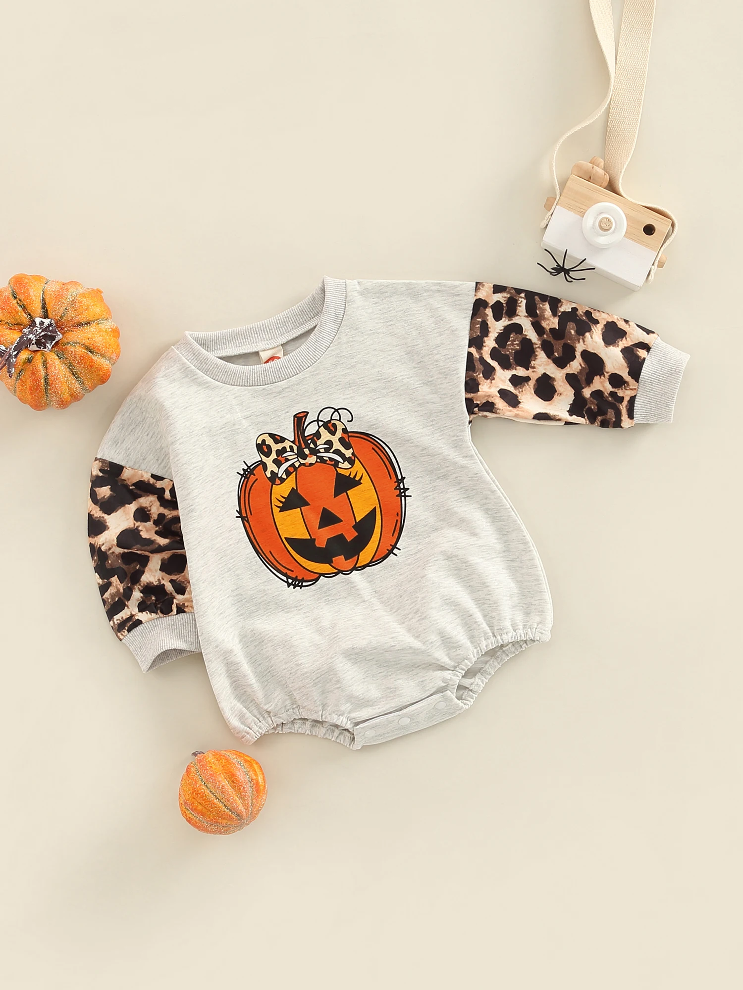 

Cute Halloween Baby Girl Outfit Pumpkin Print Long Sleeve Romper with Hooded Sweater - Adorable Infant Halloween Costume
