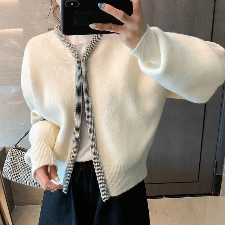 

Женский трикотажный кардиган с V-образным вырезом и рукавами-фонариками