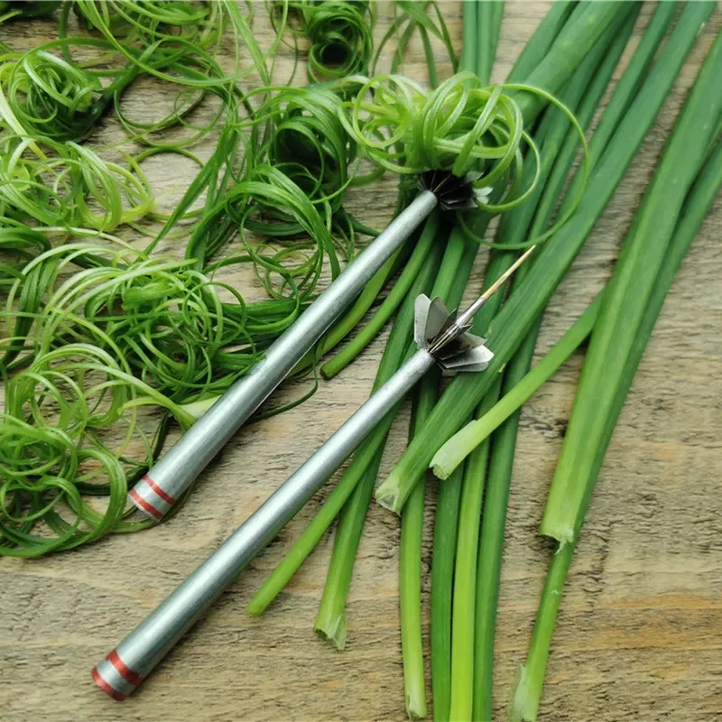 

Onion Blossom Cutter Multi-Function Stainless Steel Plum Blossom Onion Cutter Chopper Shredder Kitchen Gargets