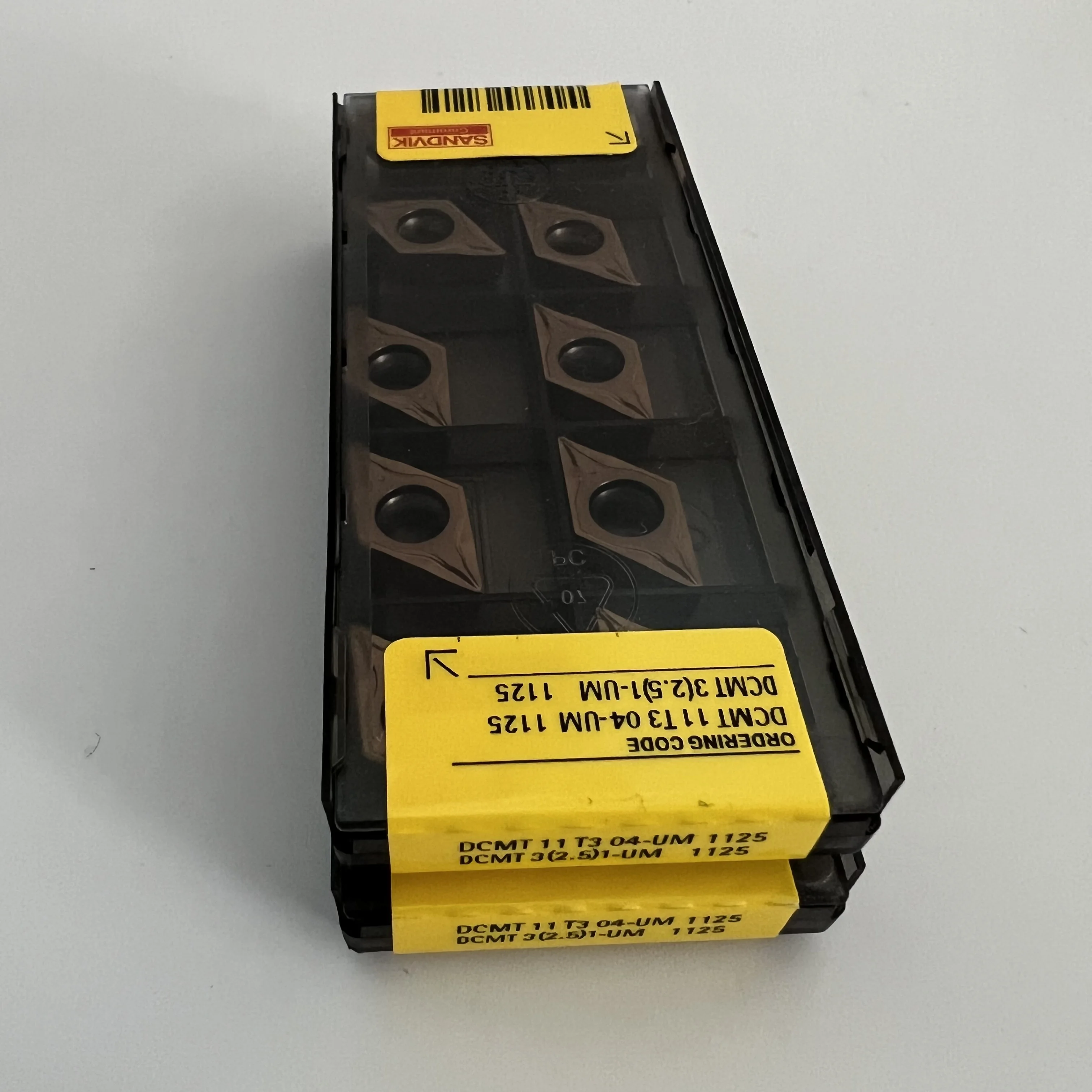 Токарные лезвия DCMT 11T304-UM 1125 (10 шт.)