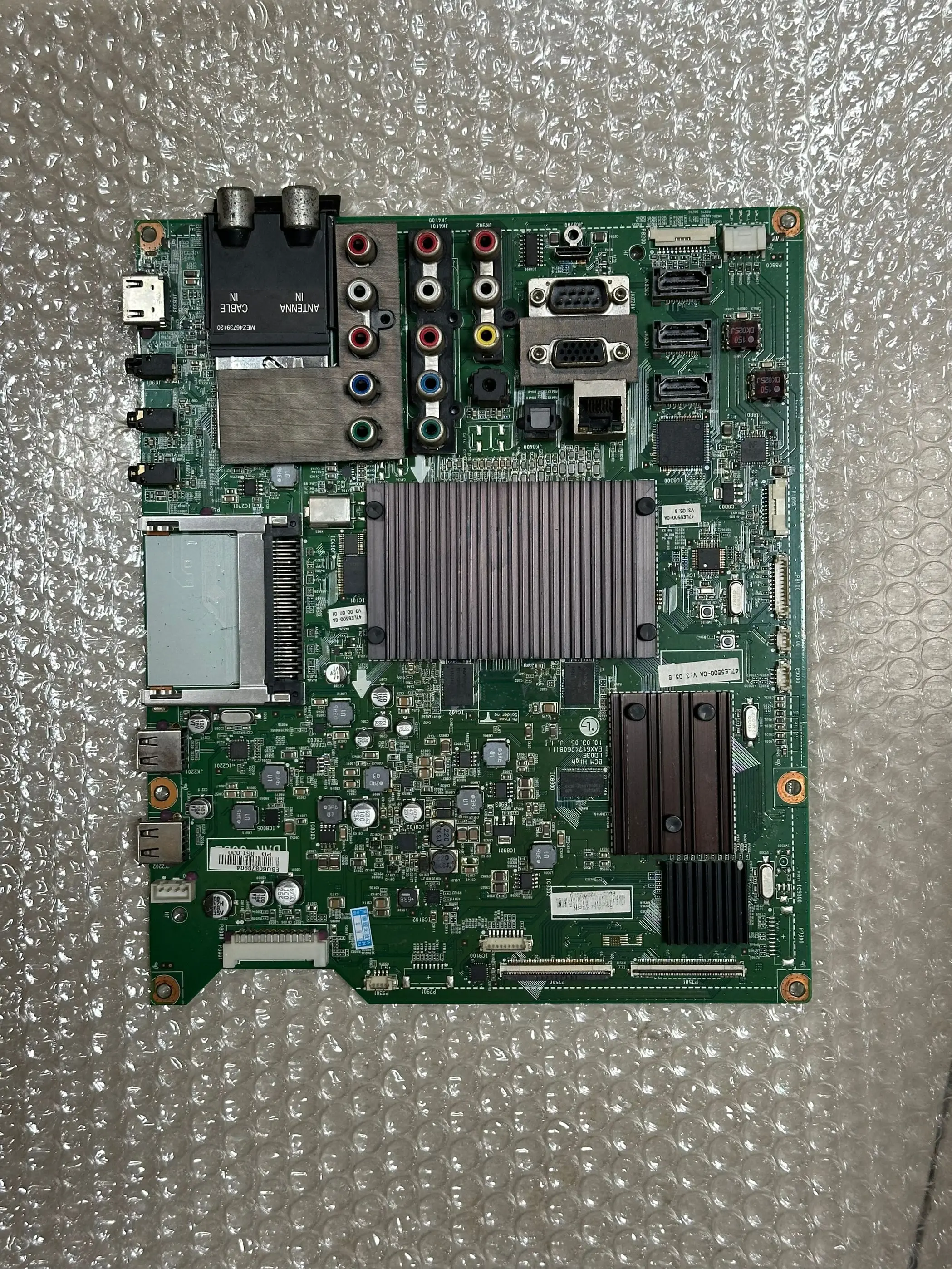 Оригинальная материнская плата EAX61742608 42/47LE5500-CA