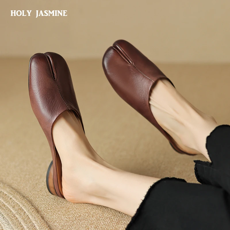 

2023 New Fashion Split Toe Muller Shoes Women Slip on Casual Loafers Chunky Heel Low Heel Shoes Genuine Leather Zapatos De Mujer