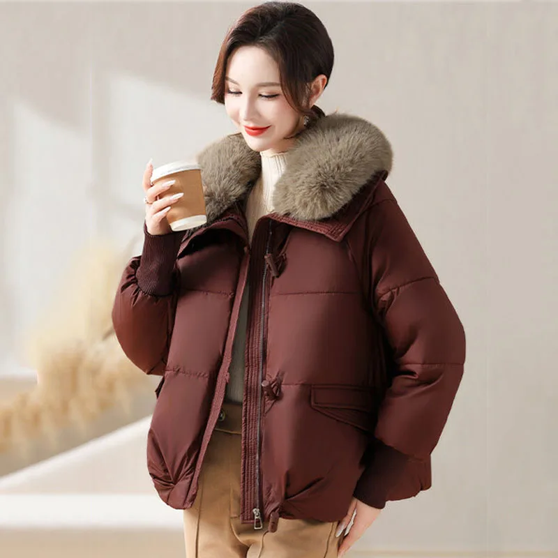 Новый зимний женский плащ на пуху хлопковое пальто большого размера с меховым