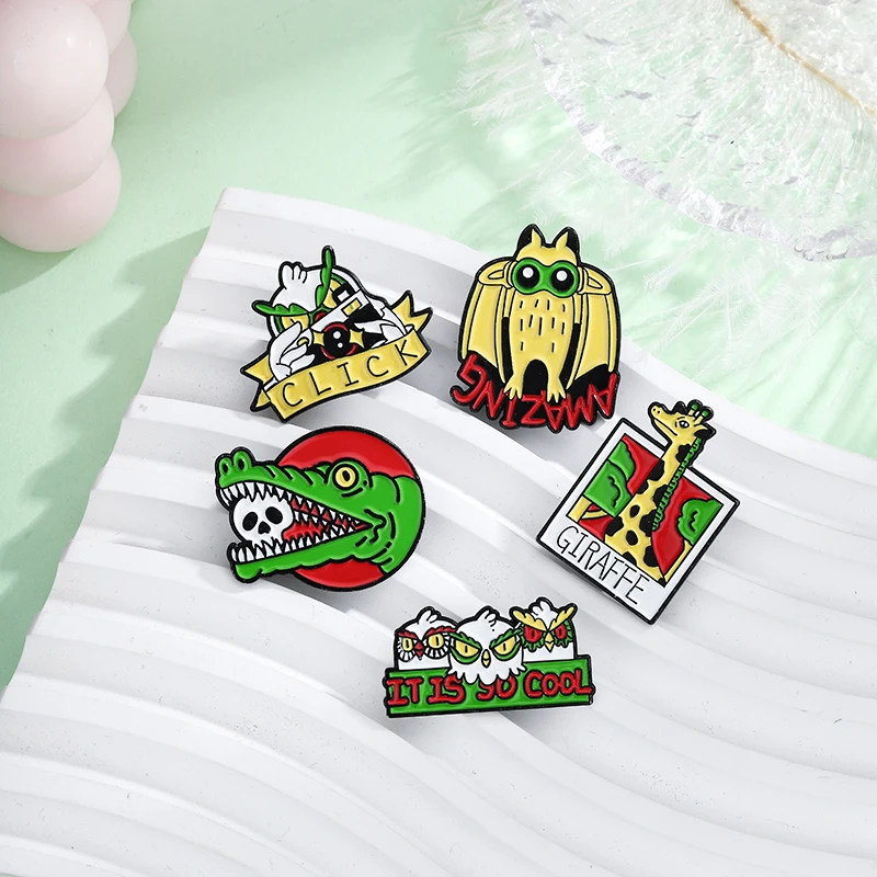 Эмалированная брошь в виде маленького животного на заказ значок лацкан сумки