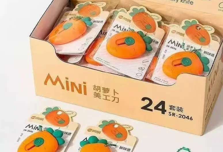 Фото Мини-нож в форме фрукта, портативный резак для бумаги, открывалка для посылок, канцелярские принадлежности для студентов, для выпечки и пергамента №1