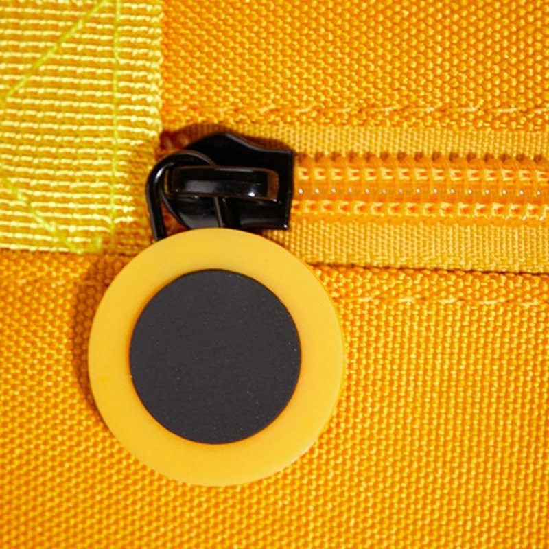 Нейлоновая спортивная сумка цвет в ассортименте