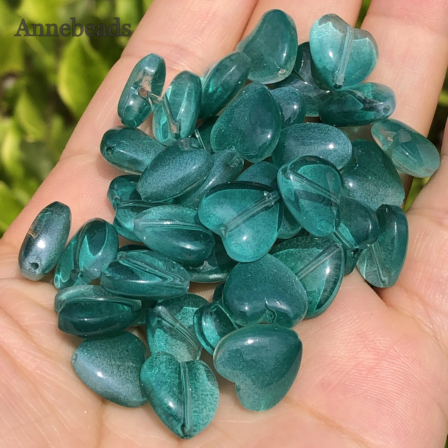 Чешские стеклянные бусины сердцевидной формы 12 мм малахитовый зеленый 50 шт.