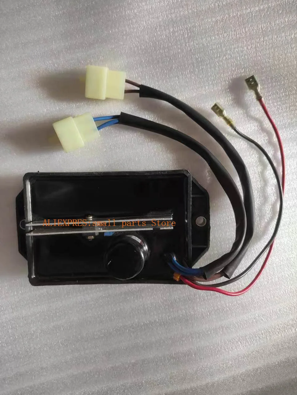 

AVR12-3B2D-0 AVR GTDK VOLTAGE REGULATOR 7 WIRES THREE PHASE GENERATOR PART