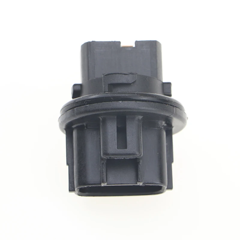 

1 шт. автомобильный фонарь T20 7443 держатель лампы гнездо 8112806470 для Toyota Camry Carola аксессуары