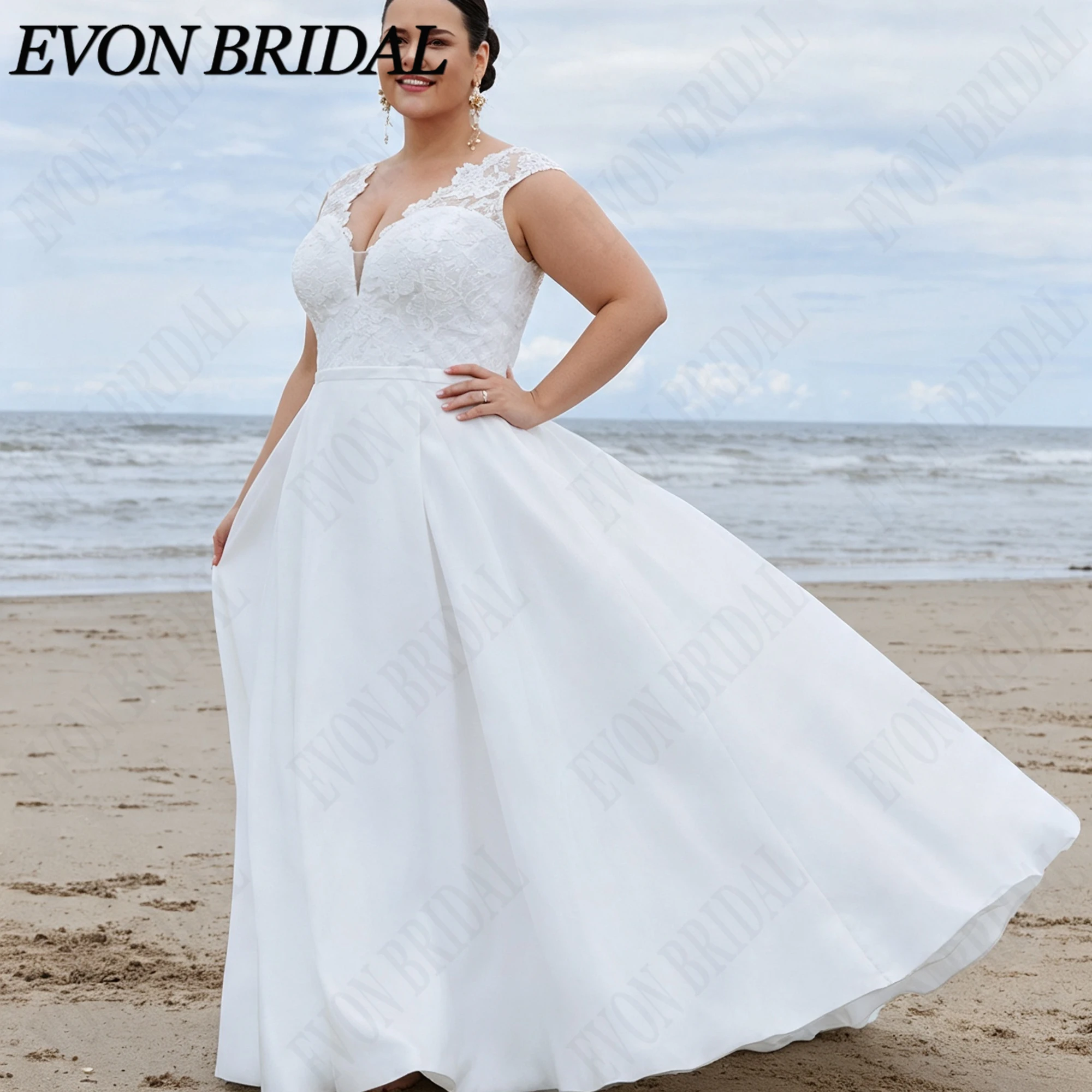Фото EVON BRIDAL Свадебное Платье Большие Размеры Тонкие Бретельки Кружевные Аппликации Атлас Классический А-силуэт Спина В Пол Шлейф На Заказ Для Пышных Женщин Свадьба Церковь Элегантное Праздник №4