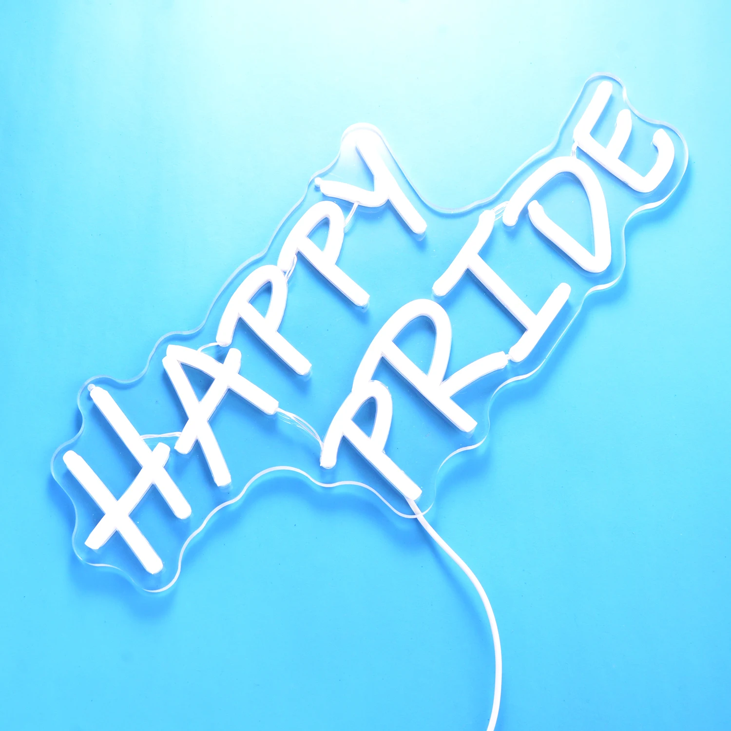 Рисунок 4 - Неоновые знаки счастливой гордости