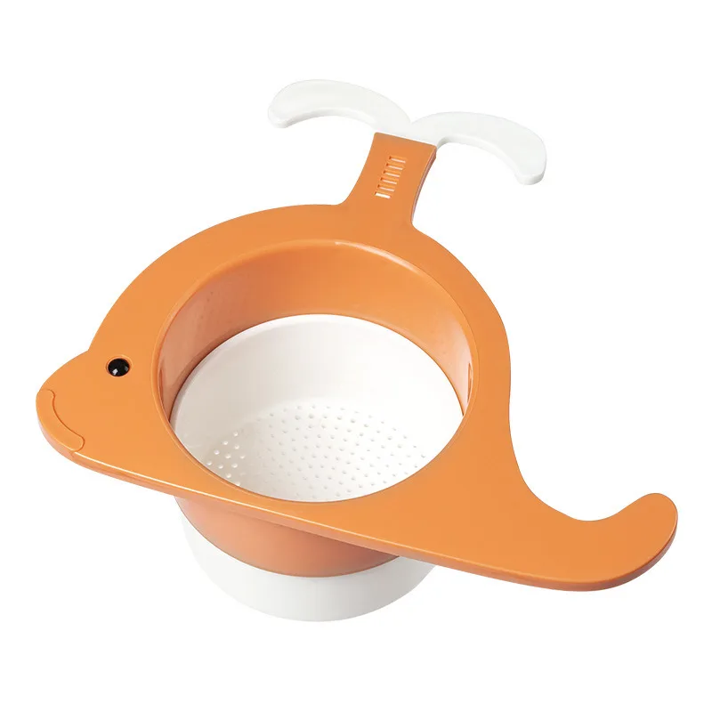 

The water filter is a good help in cleaning the kitchen.