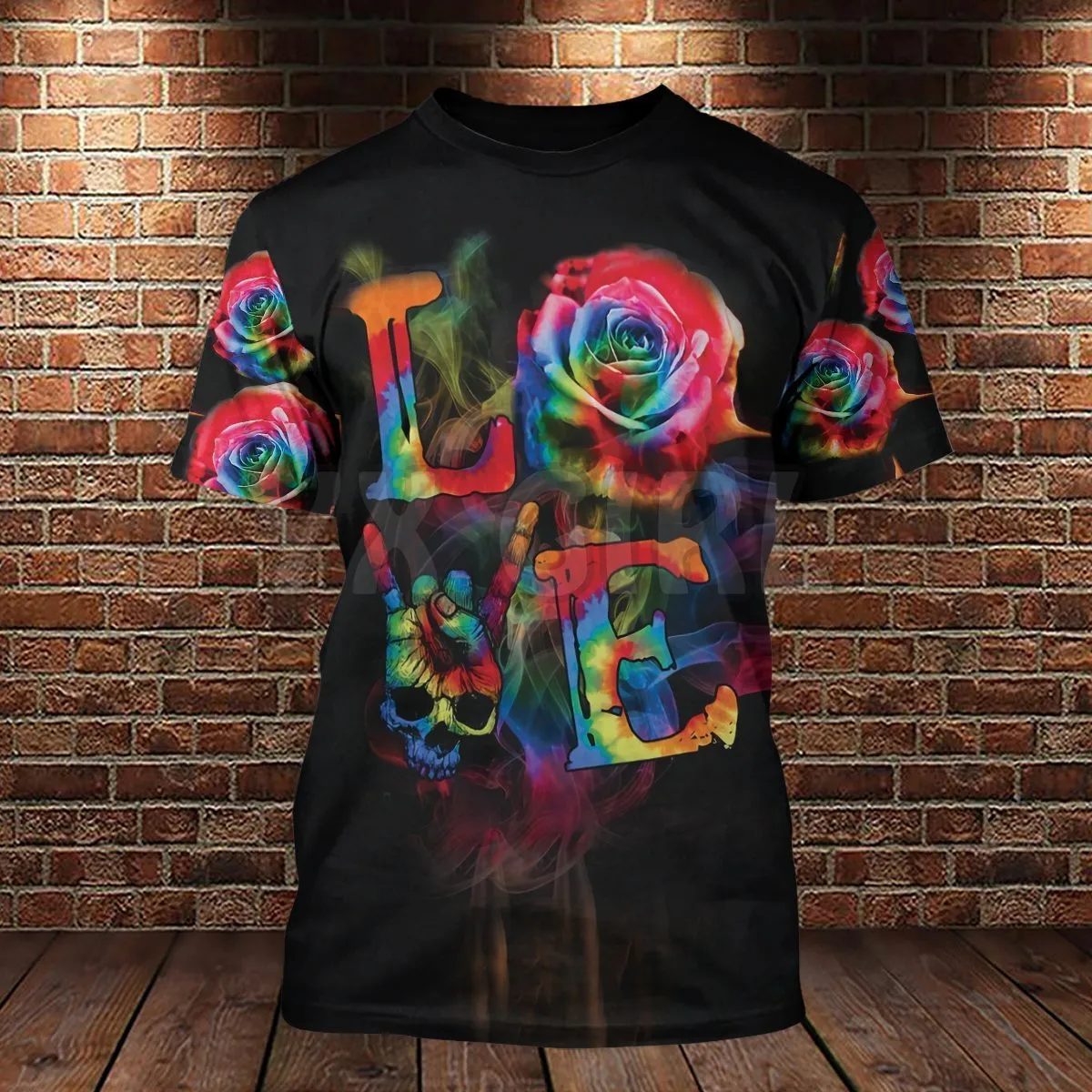 Лето 2022 футболки со скелетом обнимающей розочку девушкой мертвецами поцелуем