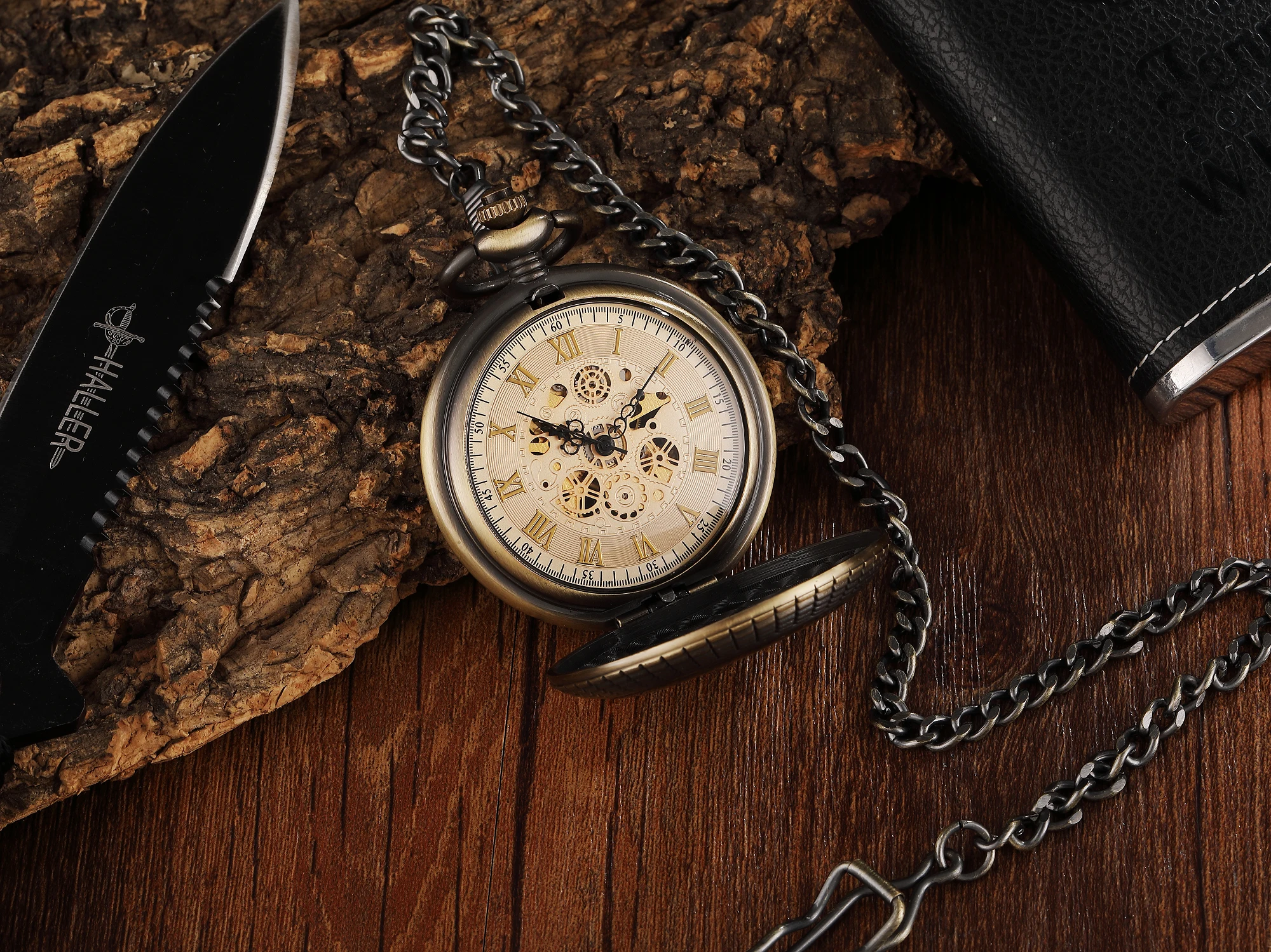 Vintage Roman Number Hand-Winding Watch creative carving flower Mechanical Pocket Watch Chains Pendant Man Women Gifts 2023