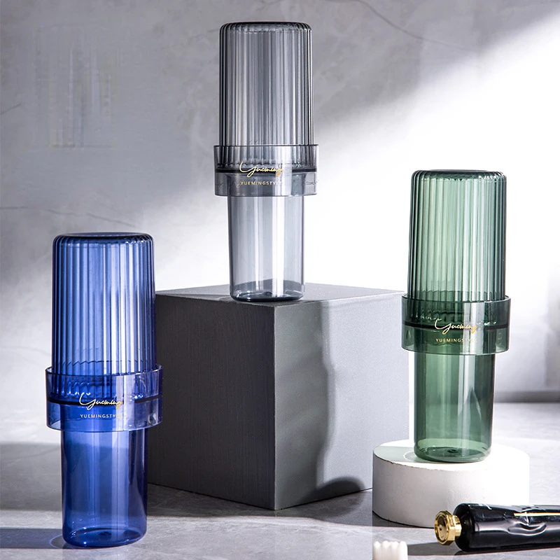 

Портативный прозрачный контейнер для зубной щётки и пасты