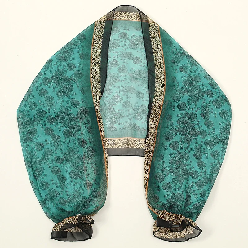 Женский шифоновый шарф с леопардовым принтом 150x48 см