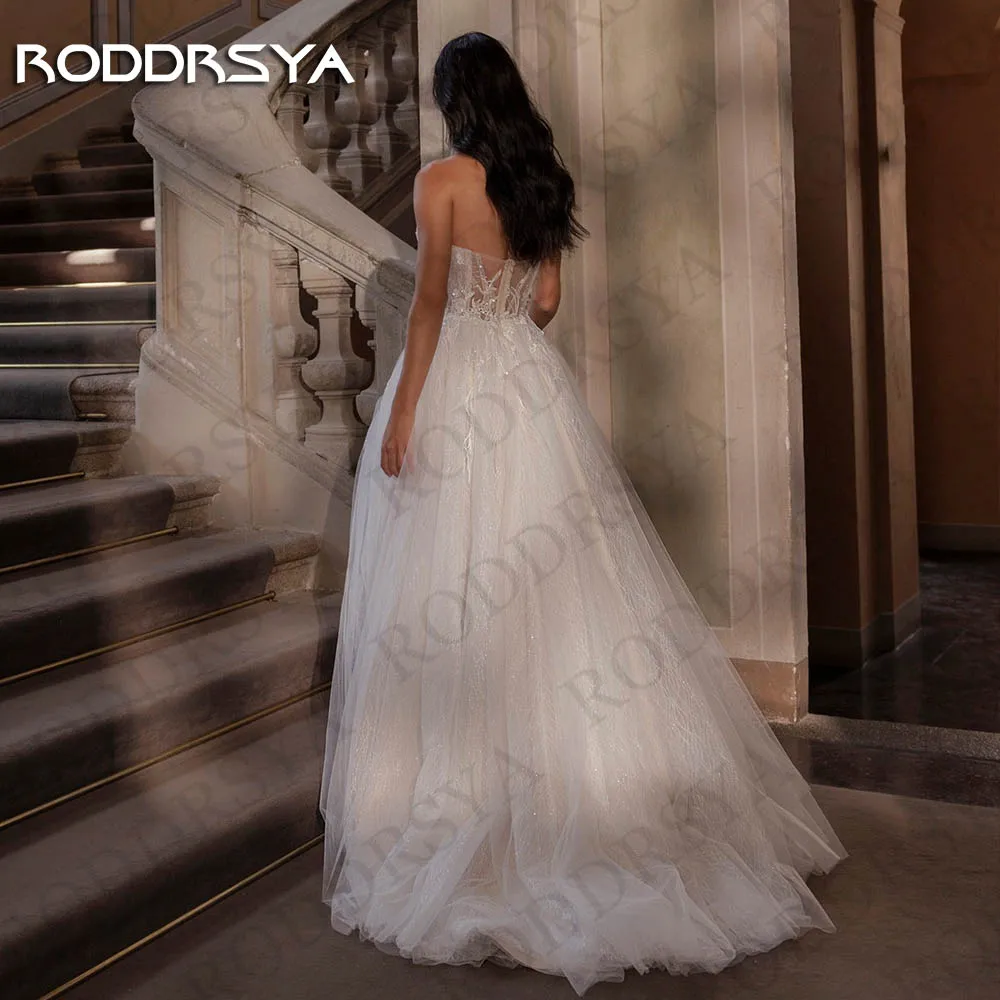Фото Свадебное платье из фатина без бретелек RODDRSYA, свадебные платья, свадебное платье с сердечком, кружевной трапециевидной формы, аппликацией и открытой спиной, свадебное платье Свадебное платье из тюля без бретелек ve №2