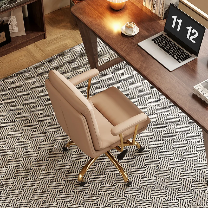 Удобное офисное кресло в скандинавском стиле современное элегантное удобное