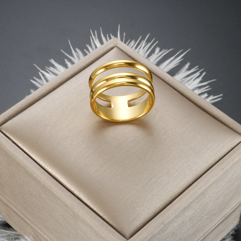 

Chunky 18 K Gold Plated Stainless Steel Ring for Women Waterproof High Quality New Fashion Party Jewelry Gift Wholesales