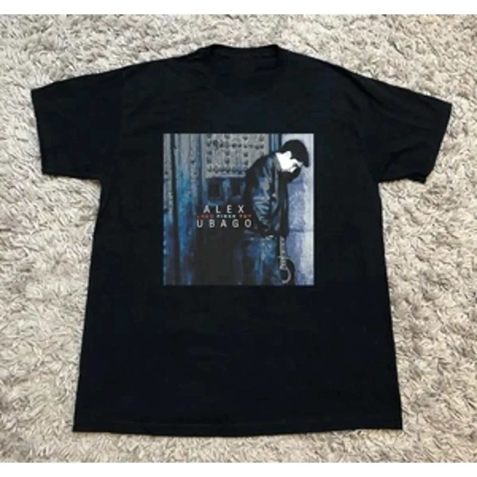 Фото Футболка Alex Ubago Black Cotton T Shirt S-5XL R165, винтажная, с эффектом потертости, для повседневной носки, стильная, с графическим принтом, слегка состаренная. №1