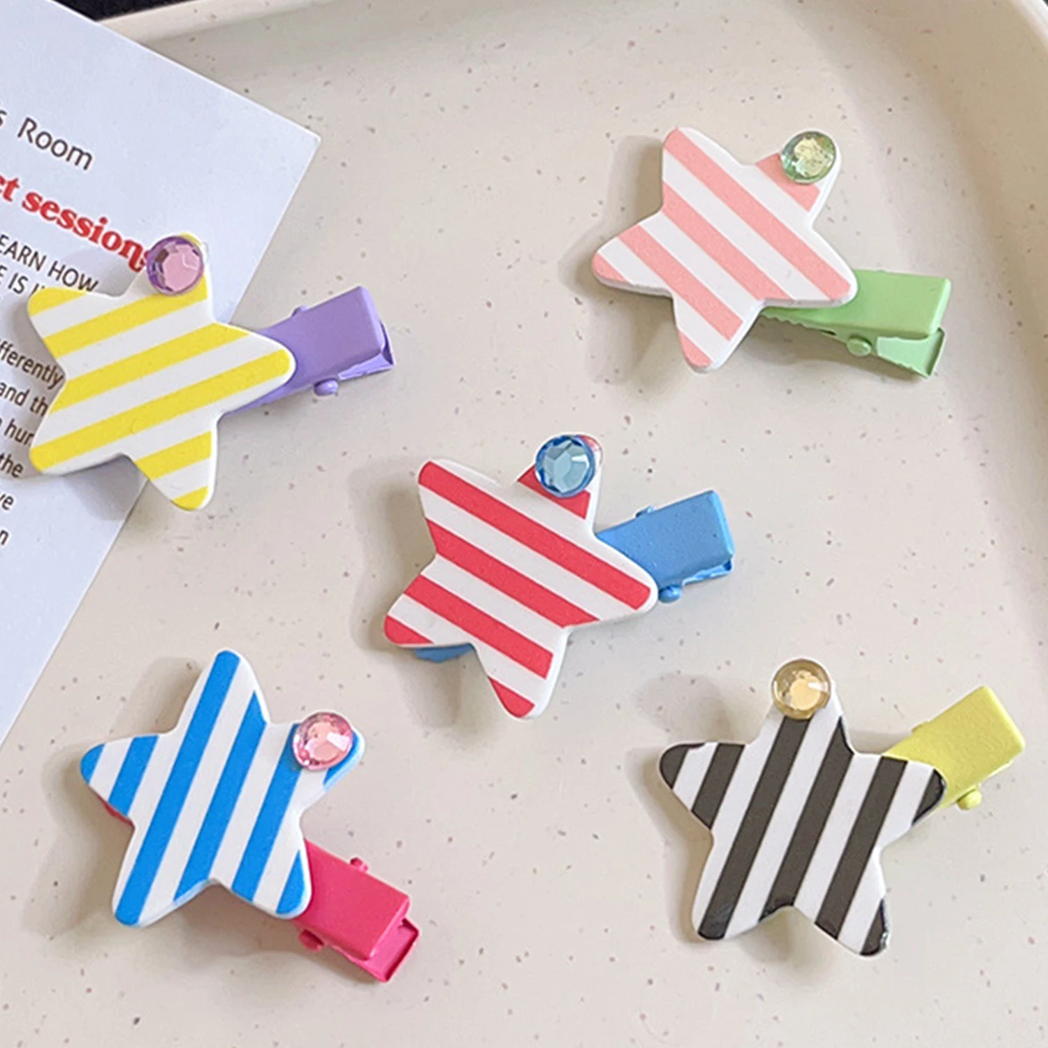 

Sweet Cute Colorful Diamond Stars Hair Clips For Girls Lovely BB Hairpins Hair Decoration Pentagram Barrettes Hair Accessories