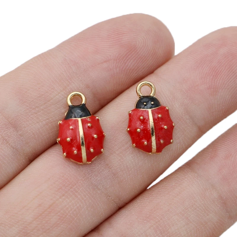 10 шт. позолоченная Красная эмаль Божья коровка Очаровательная подвеска для