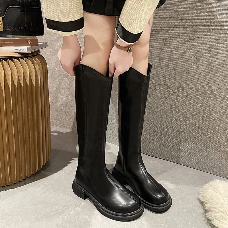 Женские резиновые ботинки сапоги на плоской подошве платформе-Женские