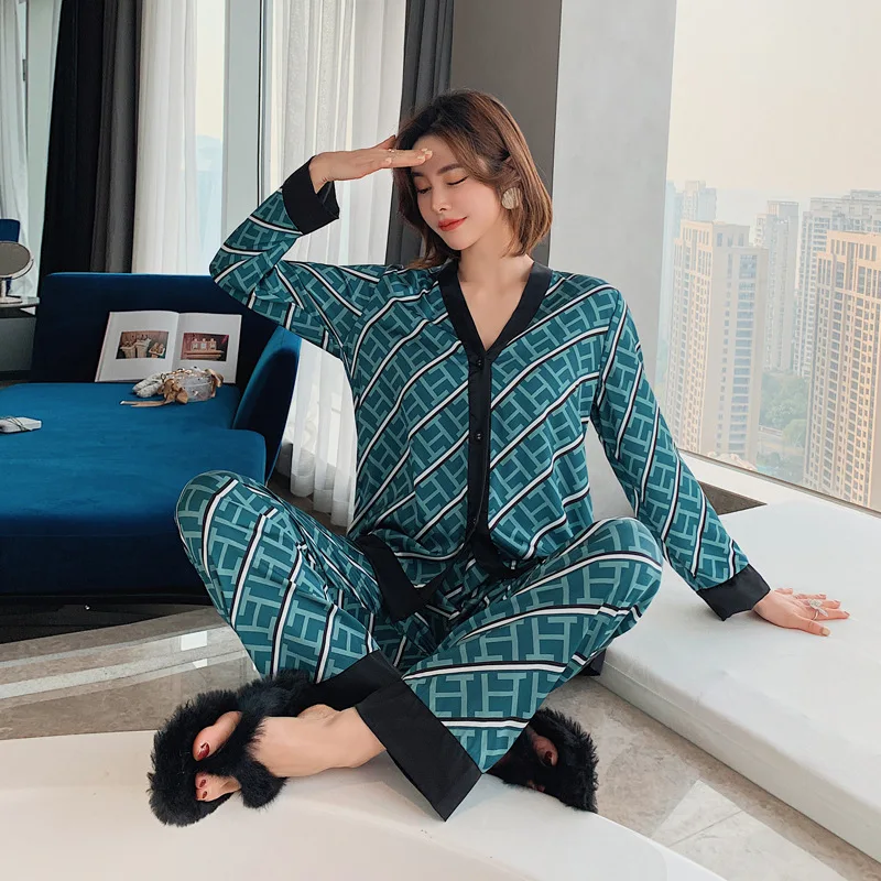 Silk Pajamas Women's Long Sleeve Trousers Two Piece Ice Silk Pajamas Fashion Silk Ladies Loose Casual Luxury Ladies Homewear
