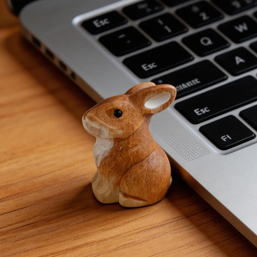 

Деревянная фигурка кролика ручной работы - милый декор кролика для дома/офиса, пасхальный подарок для детей и любителей животных