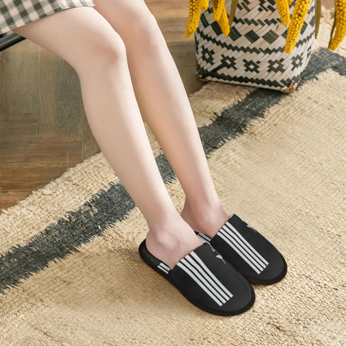 Домашние тапочки с принтом Капитан Америка