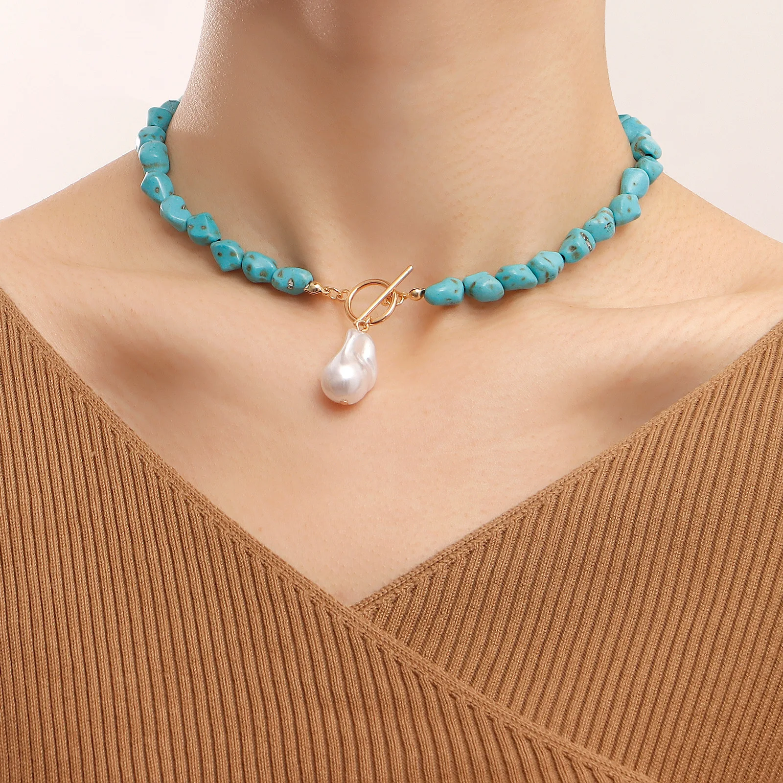 

Необычное Ожерелье с жемчужной подвеской в форме Натуральной Бирюзы, Женская индивидуальная подвеска ручной работы, подходящая ко всему це...