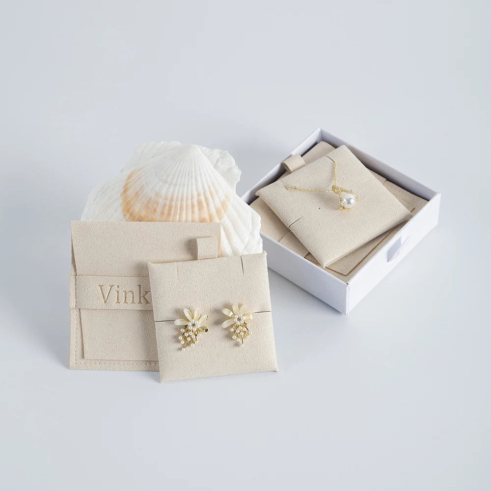 Luxury Microfiber Jewelry Pouch Bag Custom Logo Faux Suede Envelope Pouch Earrings Rings Packaging & Display With Insert Cards