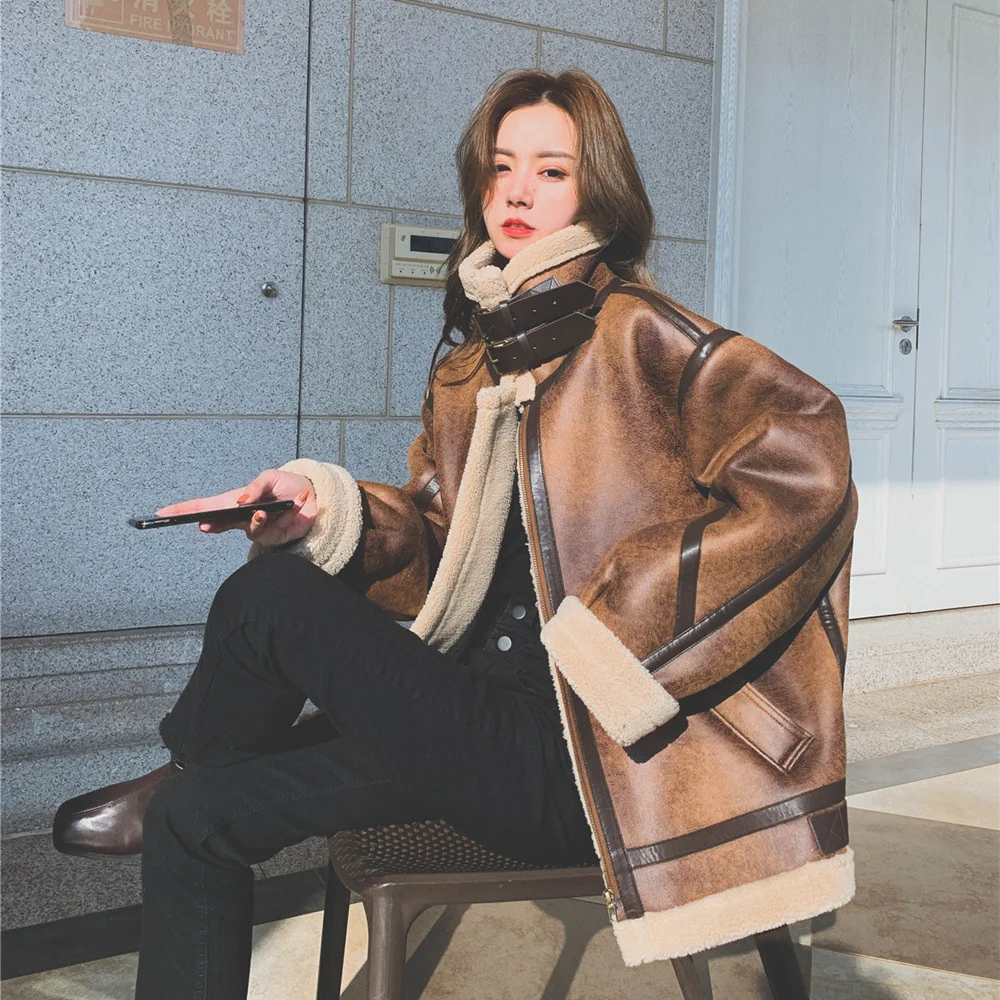 

Leather Thicken Warm Jackets Korean Lamb Fur Coat Women Vintage Winter Clothing Loose Streetwear Outerwear