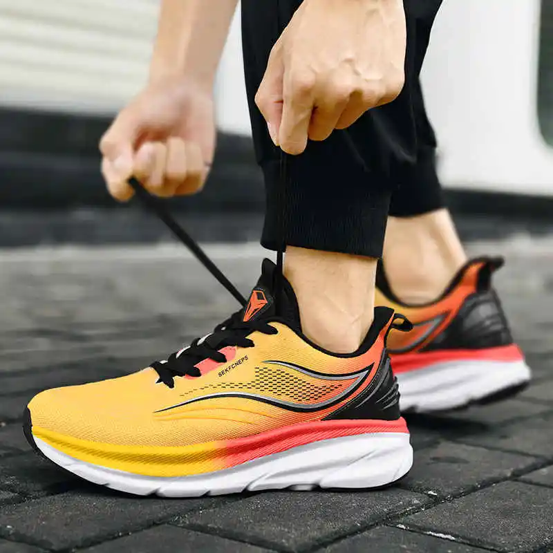 

Cheap Sport Men Luxo Running Man Running Luxury Designer Trainer Sports For Men Girls Men's Fashion Sneakers Surf Tennis Rubber