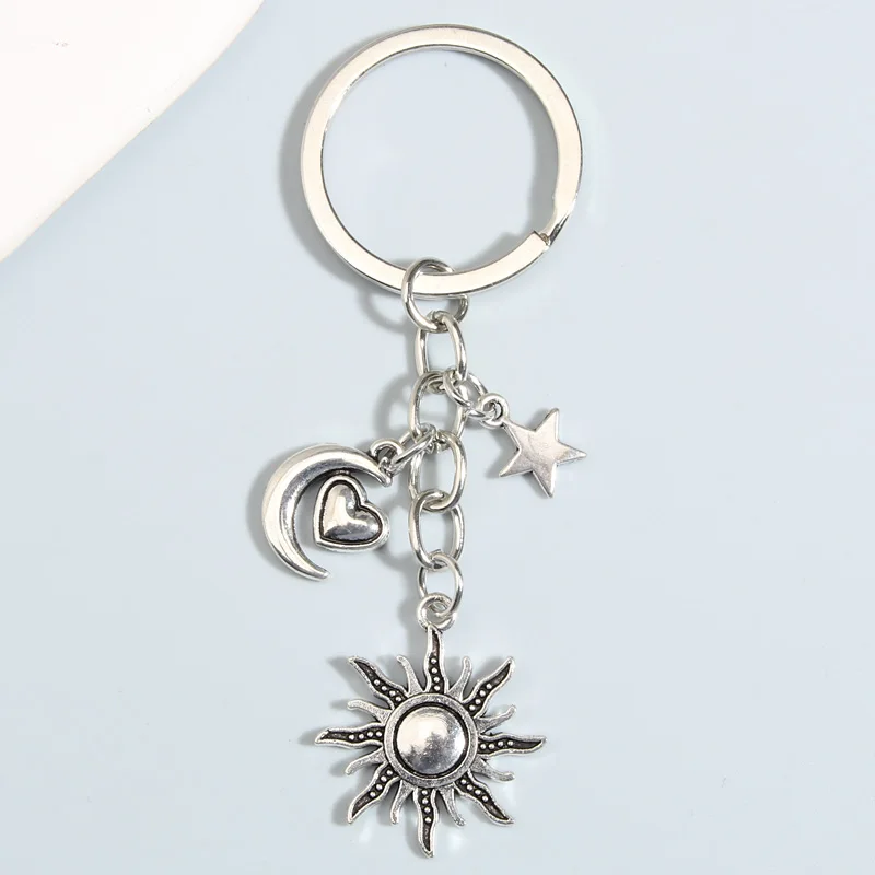 

Metal Keychain Sun Moon Heart Star Key Ring Starry Night Key Chains Friendship Souvenir Gifts For Women Men DIY Handmade Jewelry