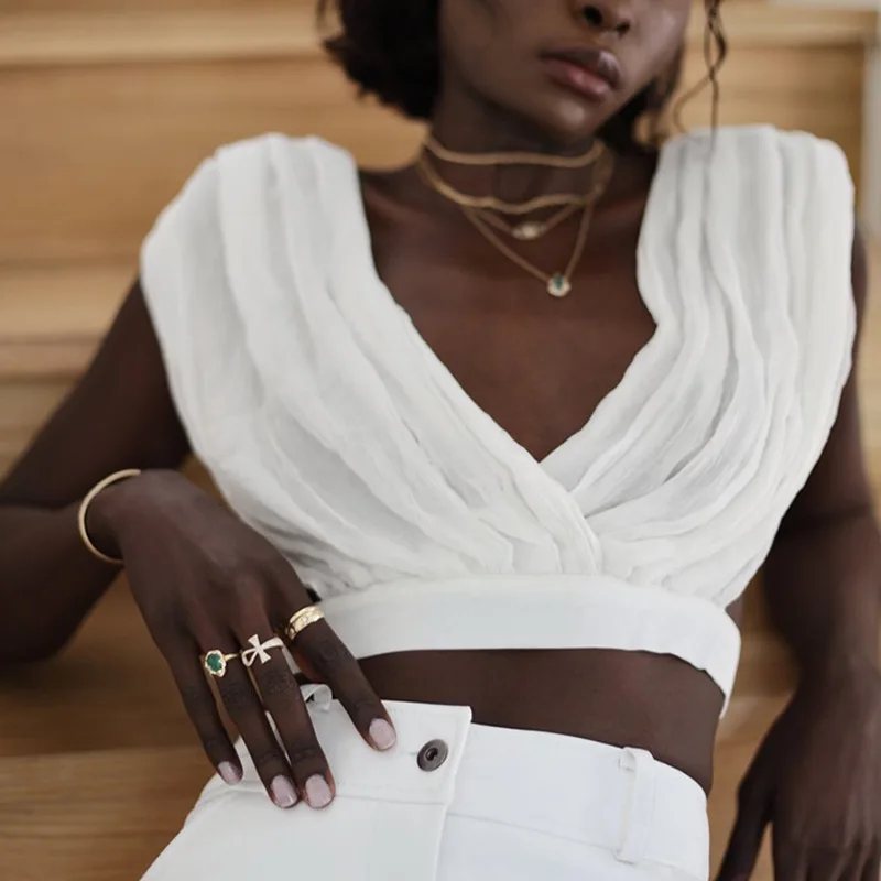 

Women's Sexy V Neck Crop Top Summer Chic Solid Color Sleeveless Tank Top Lady Streetwear Backless Top