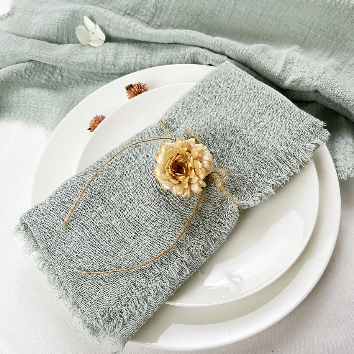 Wedding Party Christmas Table Decorburrs Napkins