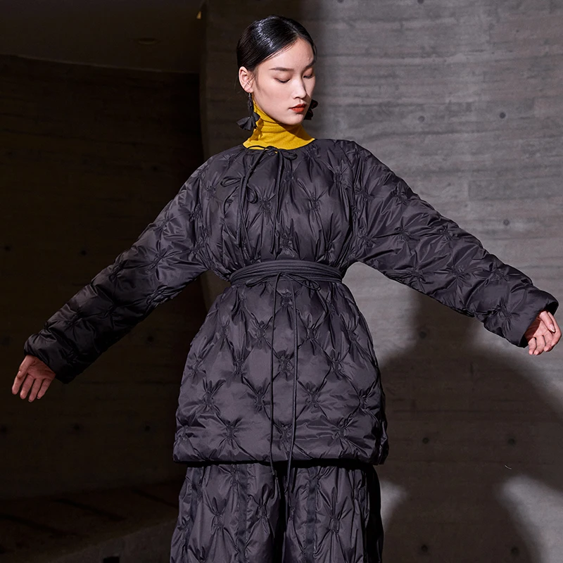Women's 2022 Winter Pullover Design Sense Niche Profile White Duck down Thickened Warm Short Coat down Jacket enlarge