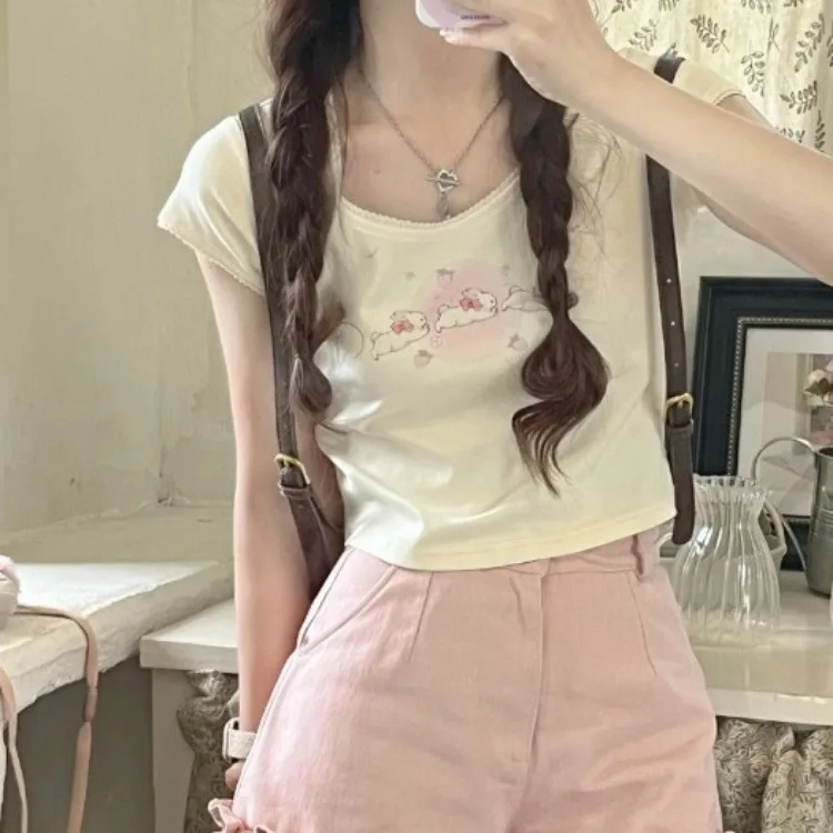 Женская футболка с круглым вырезом