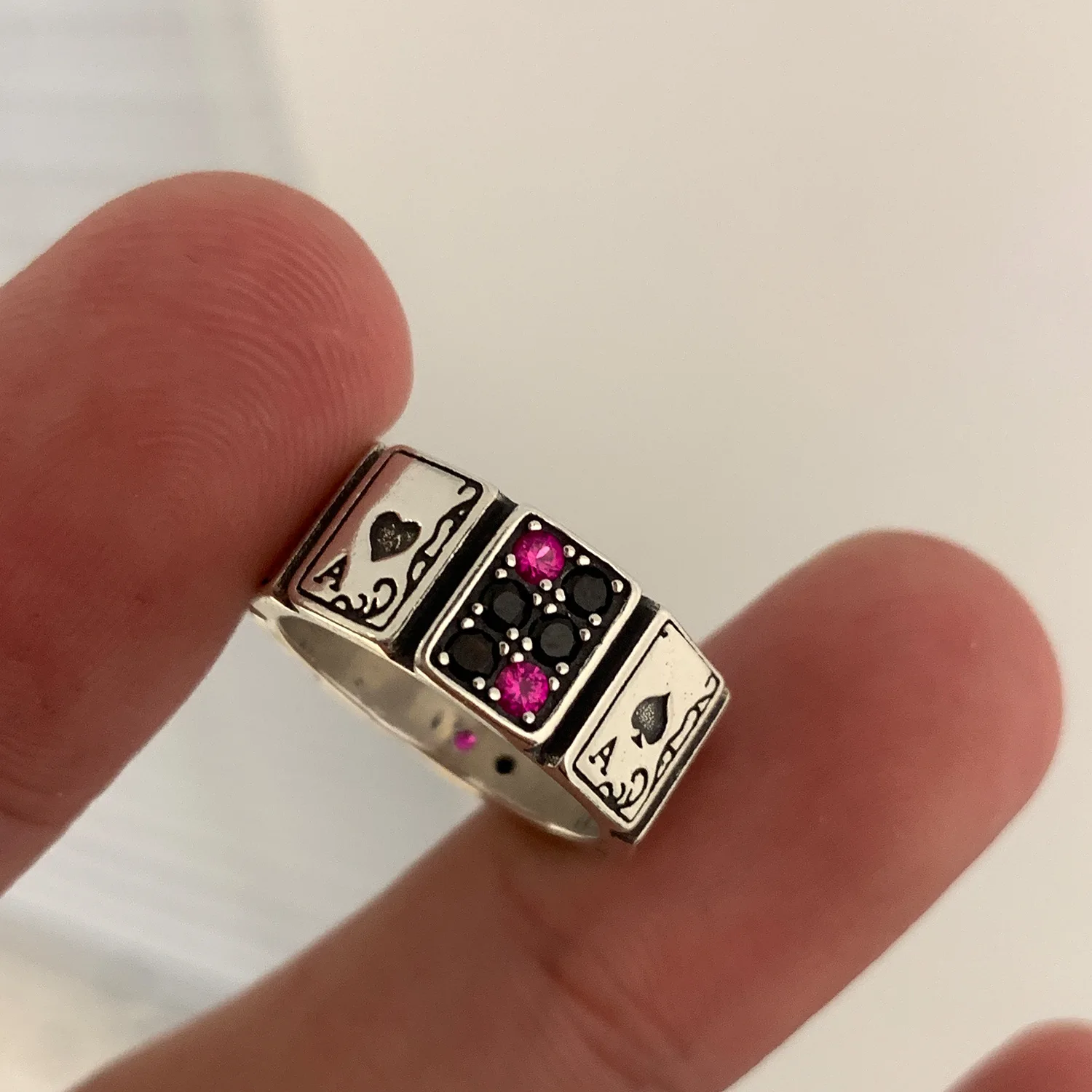 

Новое поступление, модное дизайнерское кольцо в виде Покера из тайского серебра с кристаллами, женское вечернее кольцо, ювелирное изделие д...