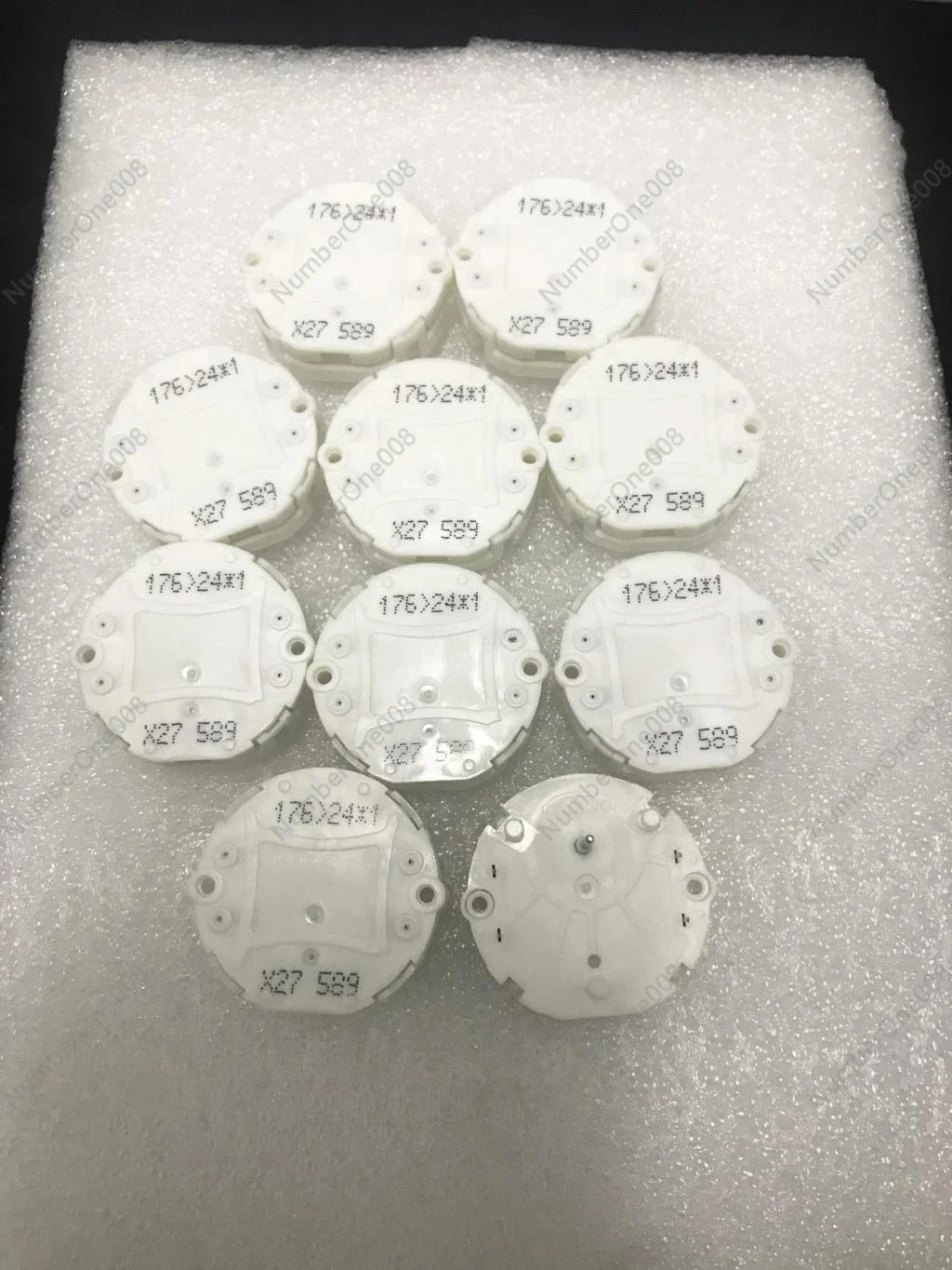 10 шт. X27 589 шаговый двигатель приборная панель для Ford Mustang от 2005 до 2007 года. Это тот