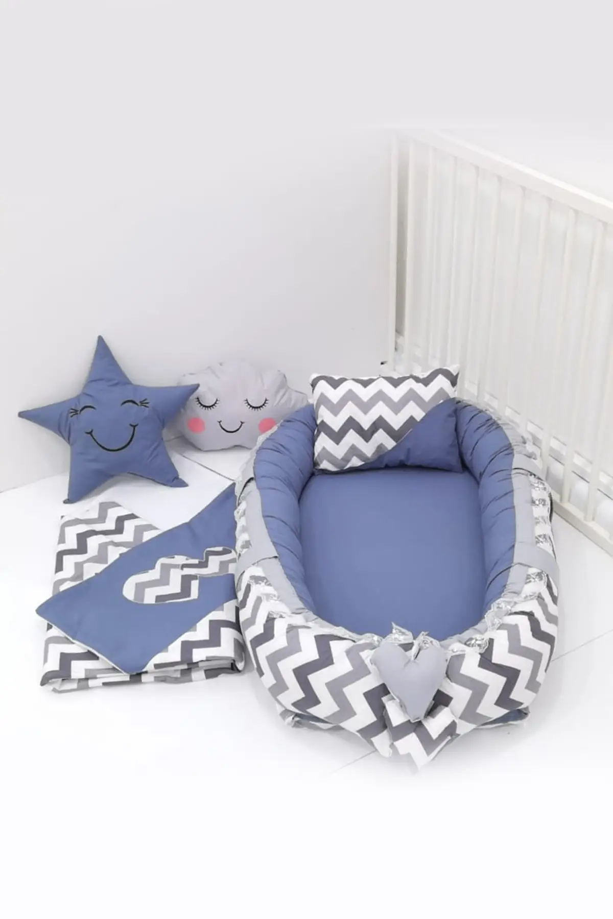 Zigzagy Babynest fleece blanket suit gray Park bed & playground children's supplies mother baby