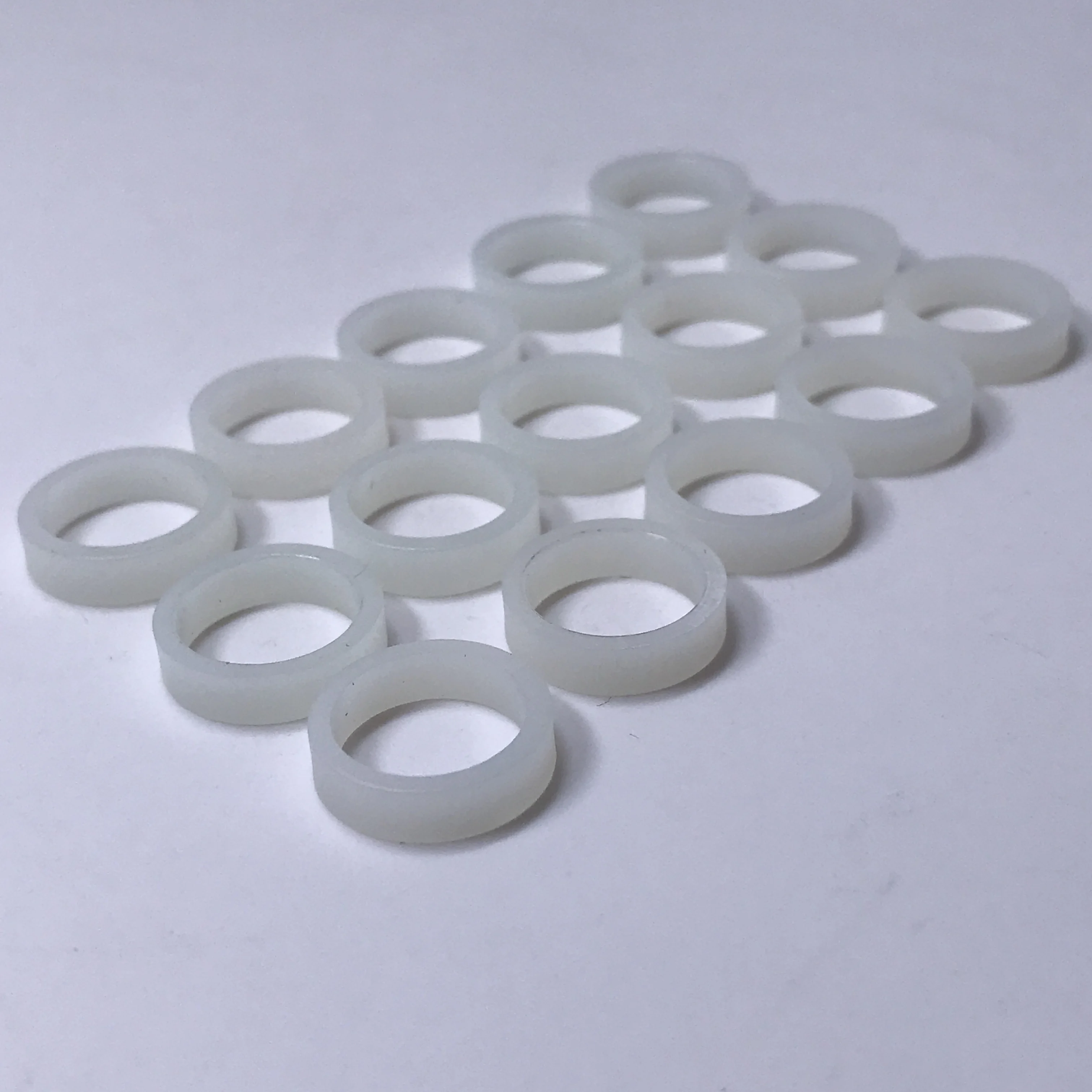 100 шт. Универсальный топливный инжектор пластиковые комплекты 12 1*15 3*4 мм 32009 ASNU109D |