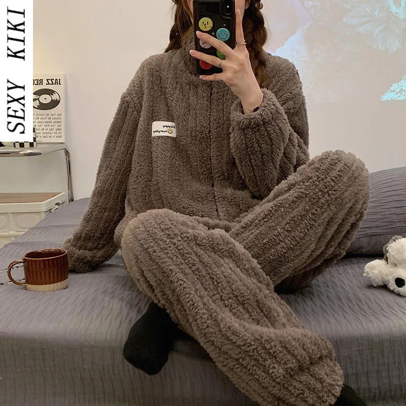 2022 new autumn and winter women's velvet thickened flannel plus velvet pajamas 2-piece set warm home service Christmas pajamas