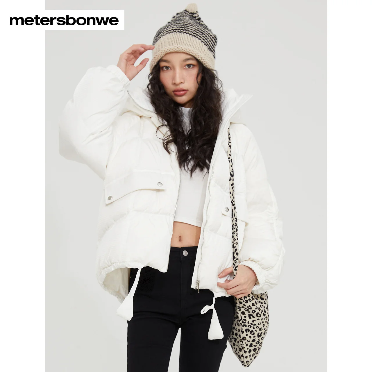 Metersbonwe Women's 22New Winter Arc Quilted Stand Collar Hooded Down Jacket Pure Color Short Loose Thick Warm Wear 80%Duck Down