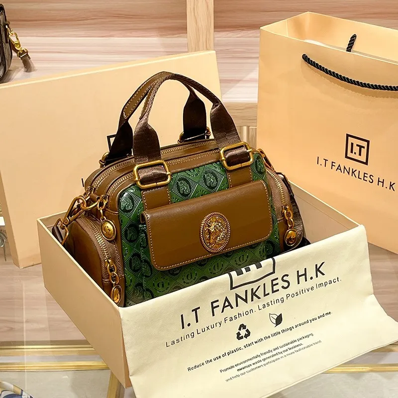 Женская сумка-подушка из натуральной кожи в стиле ретро