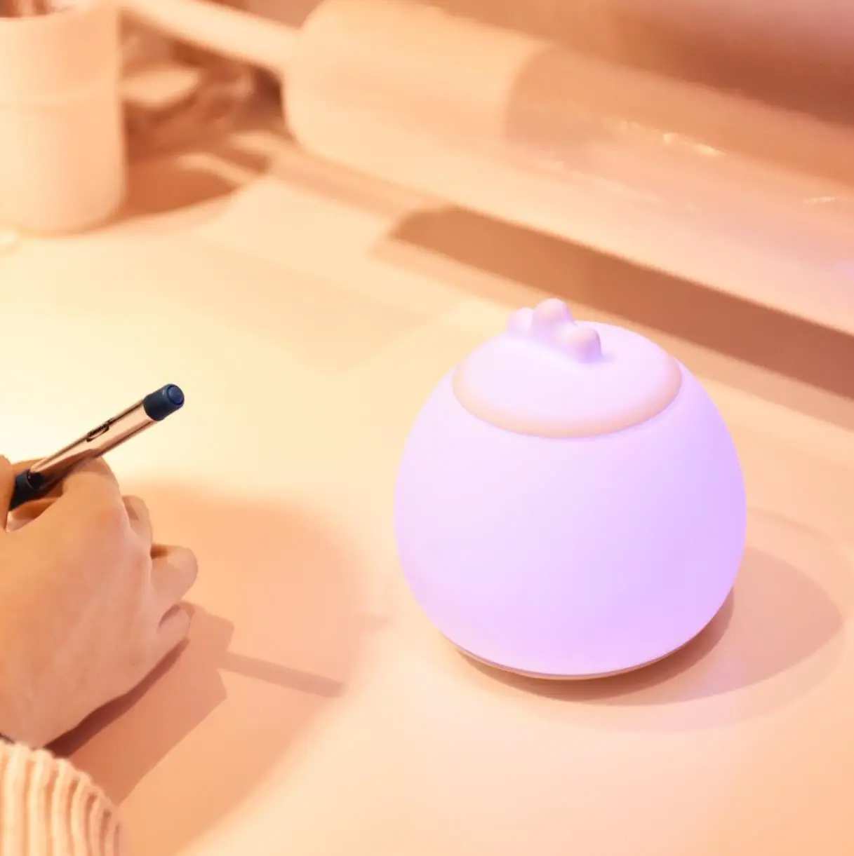 

LED atmosphere patting lamp colorful silicone small night light