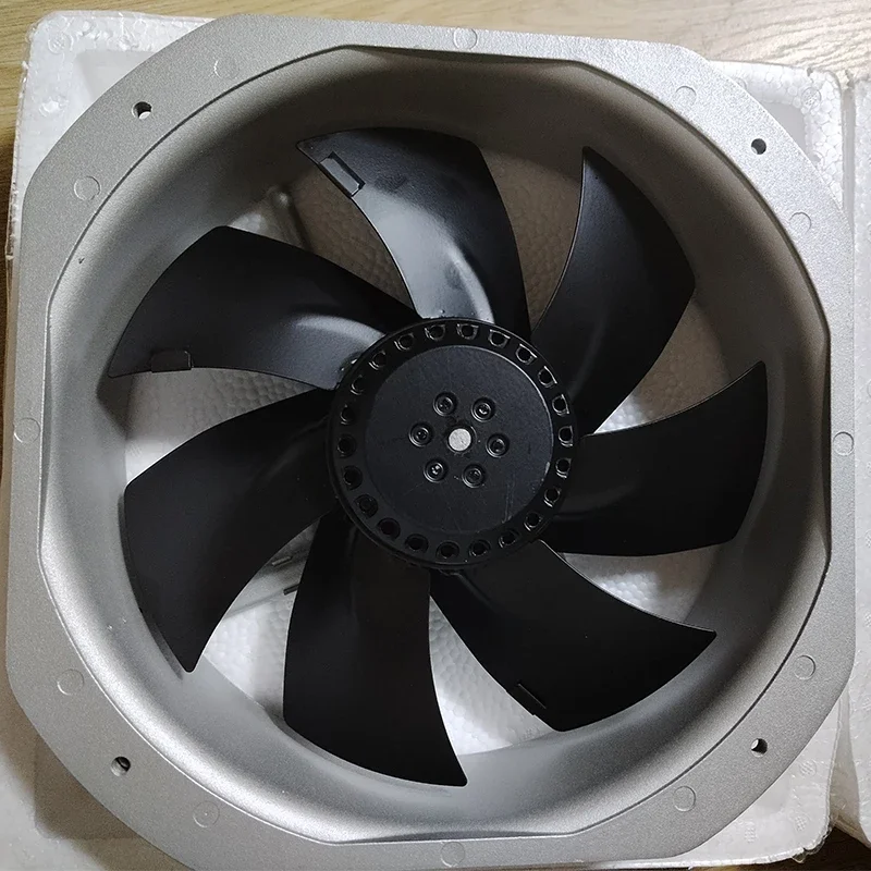 Осевой вентилятор A28080-V2HBKS